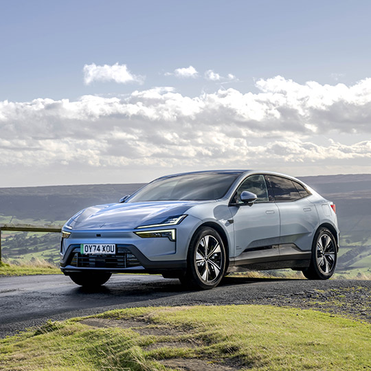 Polestar 4 - Elbilen der udfordrer alle vaner